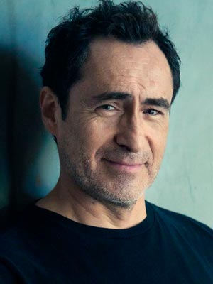 Демиан Бичир
Demian Bichir